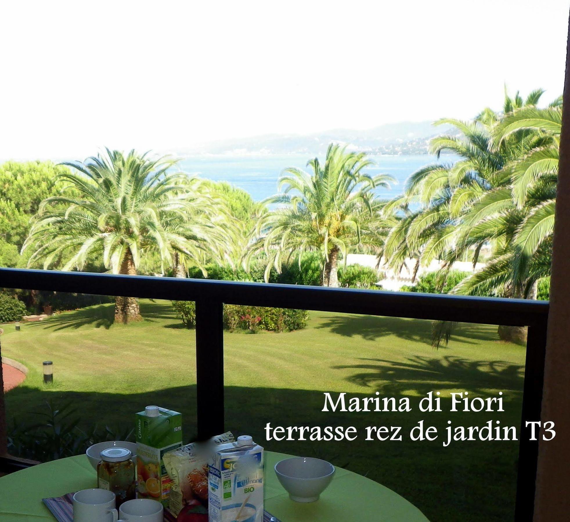 프로프리아노 Marina Di Fiori 아파트 외부 사진